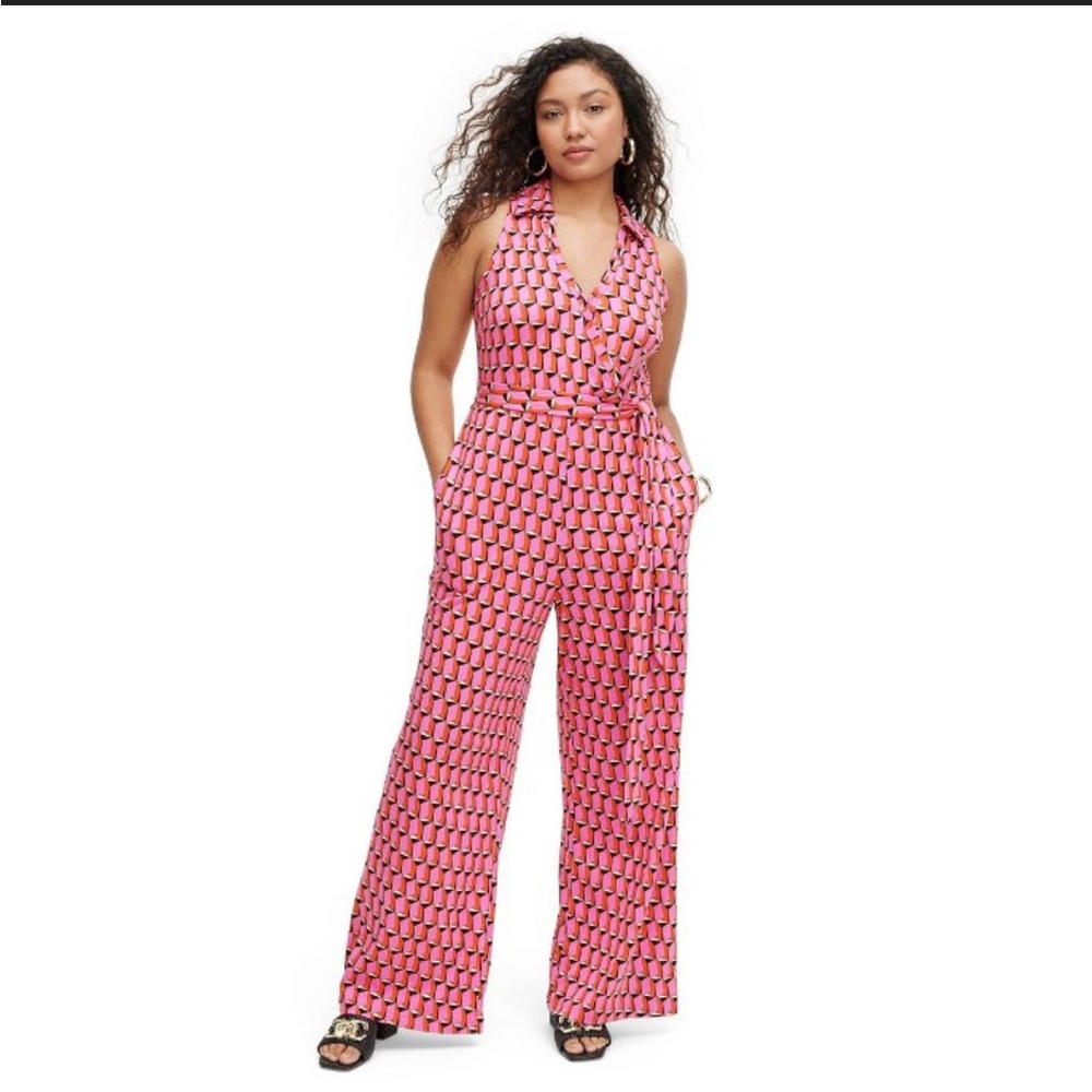 DVF x Target Collared Sleeveless Pink
Modern Geo Jumpsuit MEDIUM NEW